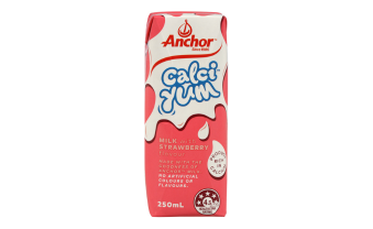 CalciYum Strawberry Flavoured Milk